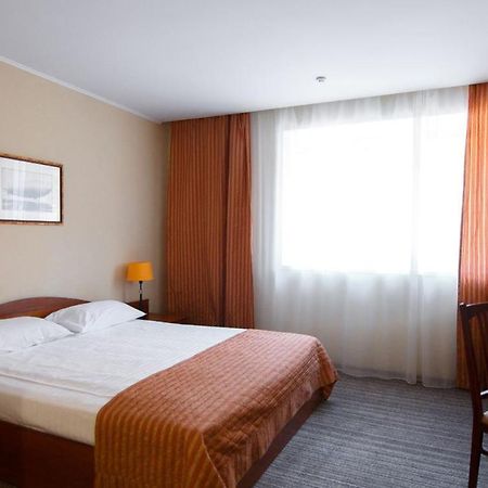 Reikartz Kropivnytskiy Hotel Kropyvnytskyi Bagian luar foto