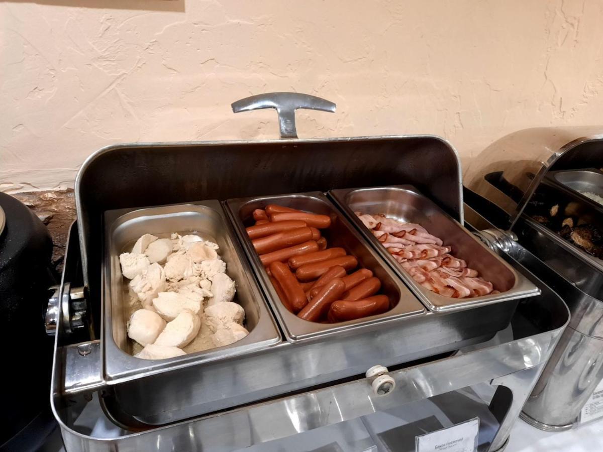 Reikartz Kropivnytskiy Hotel Kropyvnytskyi Bagian luar foto