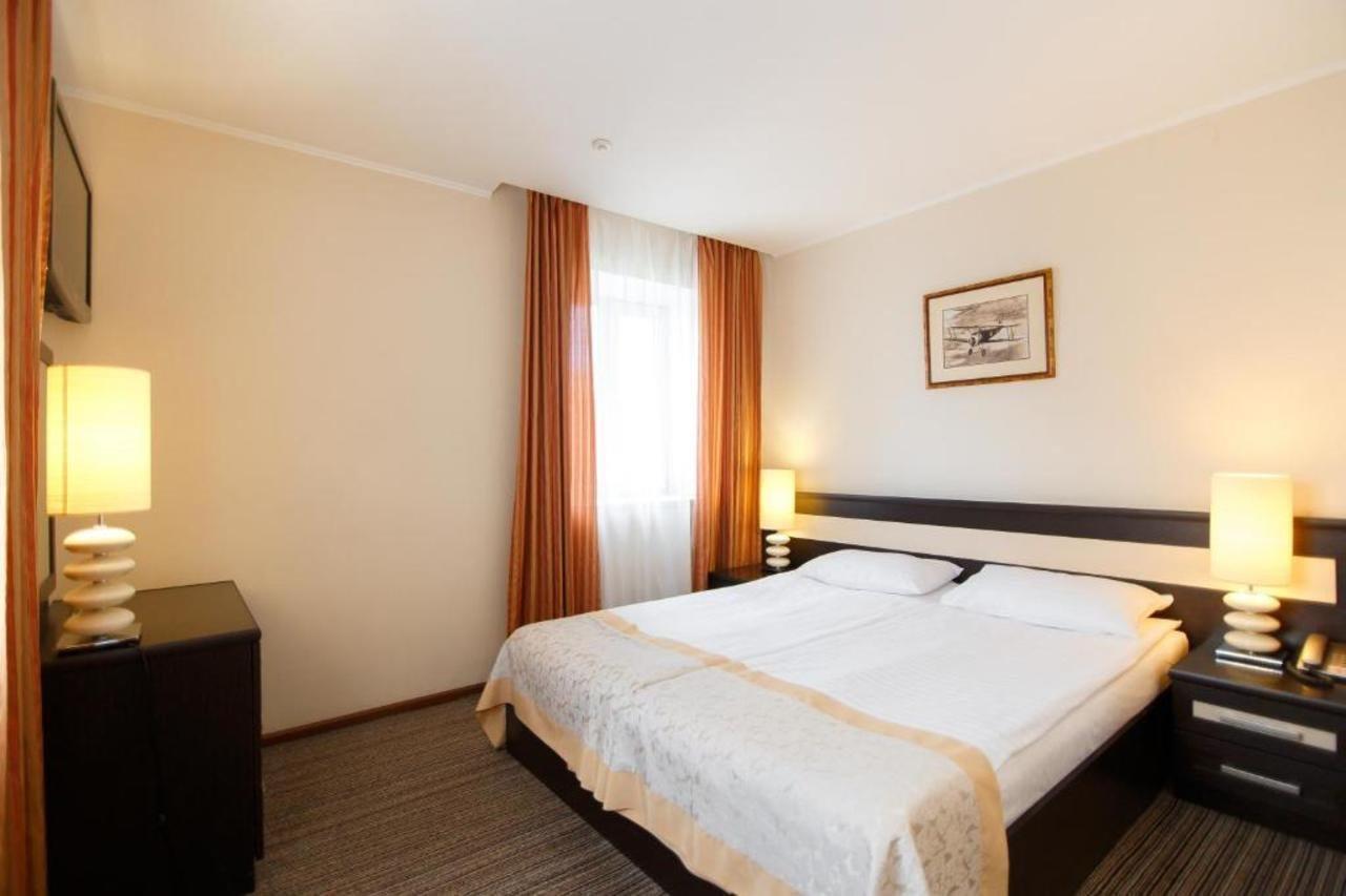 Reikartz Kropivnytskiy Hotel Kropyvnytskyi Bagian luar foto
