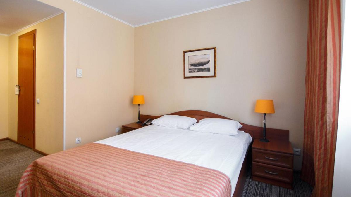 Reikartz Kropivnytskiy Hotel Kropyvnytskyi Bagian luar foto