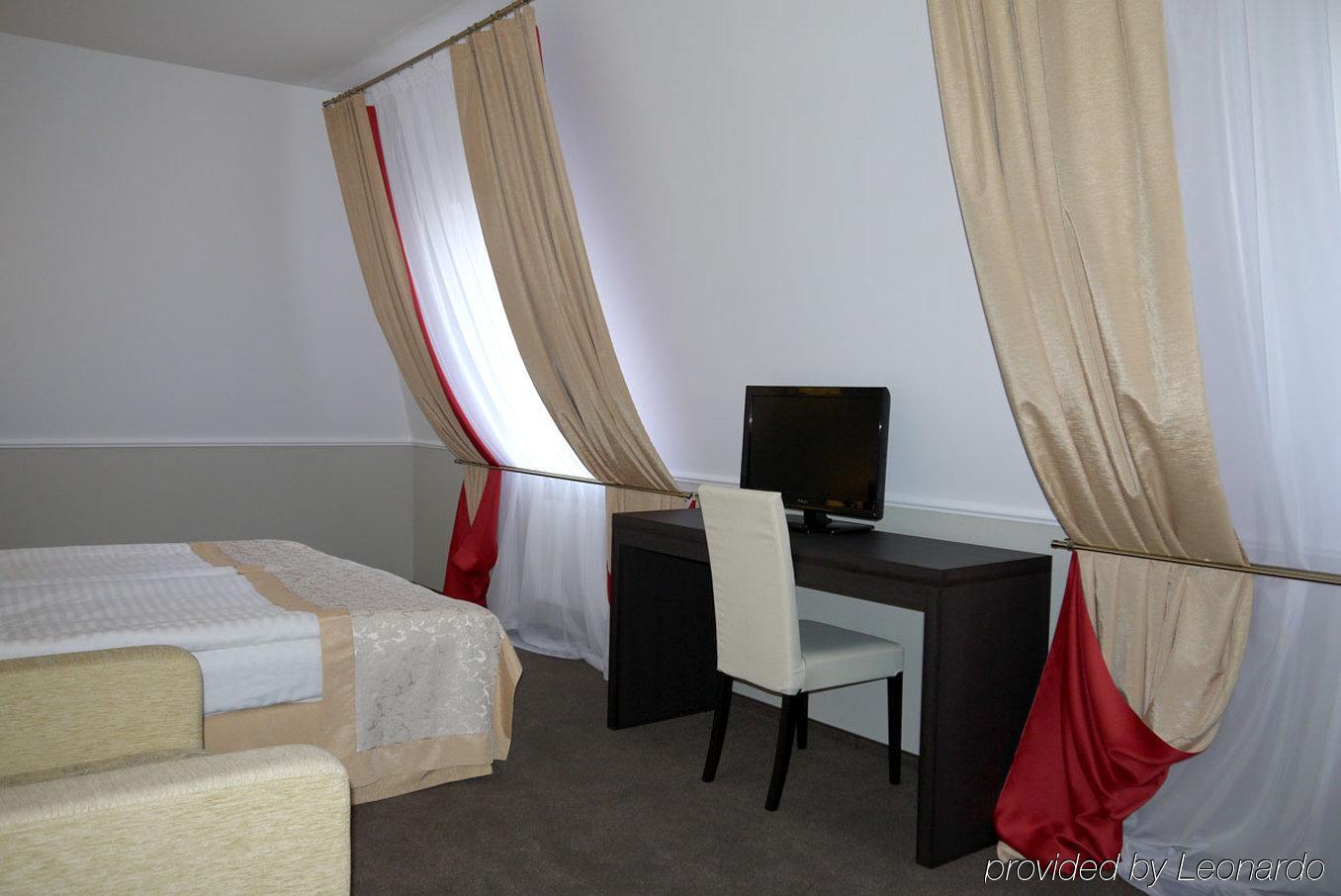 Reikartz Kropivnytskiy Hotel Kropyvnytskyi Ruang foto