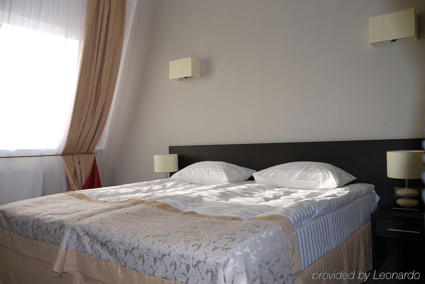 Reikartz Kropivnytskiy Hotel Kropyvnytskyi Bagian luar foto