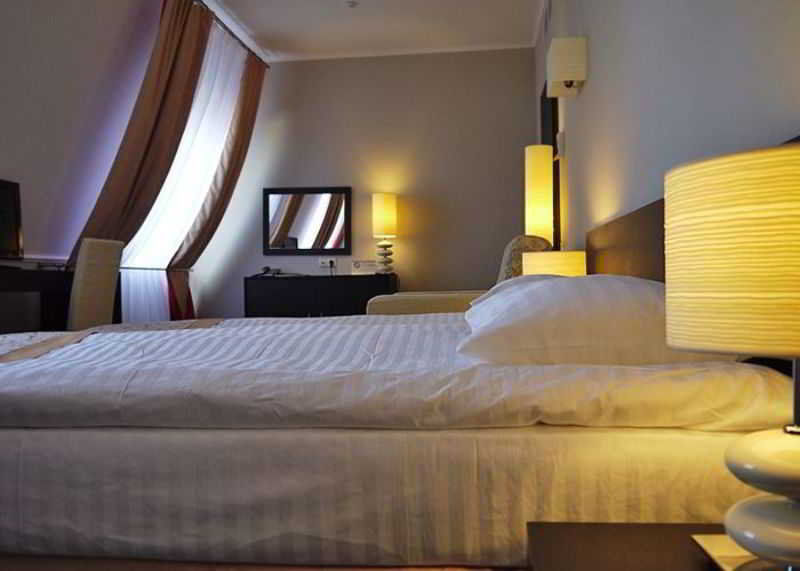 Reikartz Kropivnytskiy Hotel Kropyvnytskyi Bagian luar foto