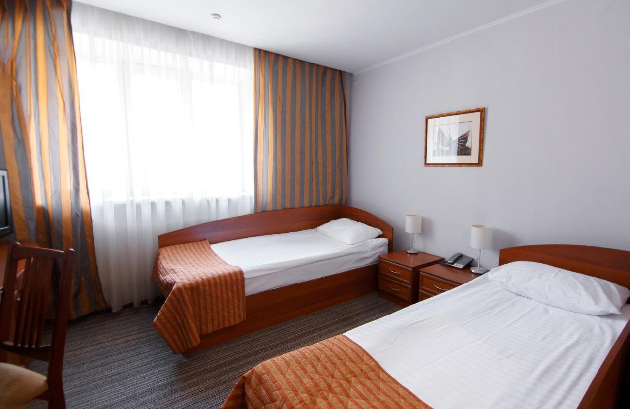 Reikartz Kropivnytskiy Hotel Kropyvnytskyi Bagian luar foto