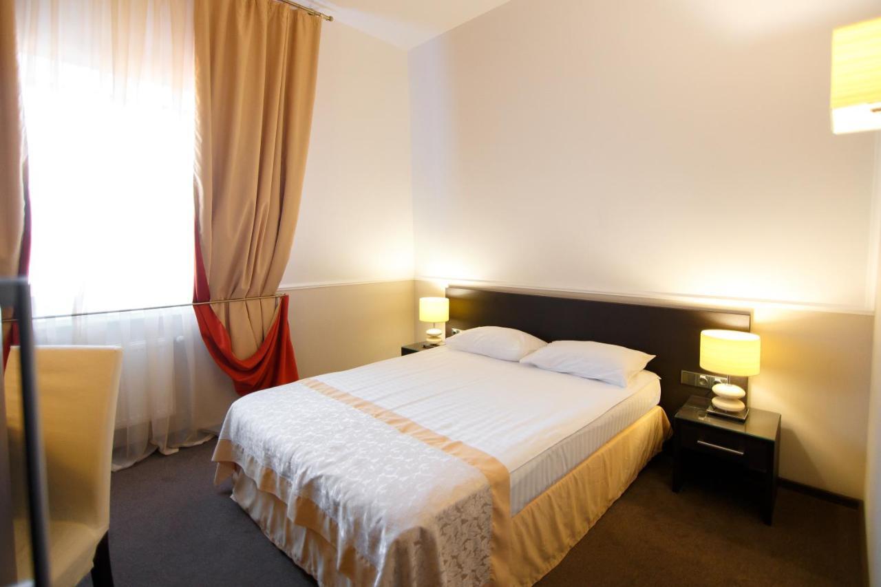 Reikartz Kropivnytskiy Hotel Kropyvnytskyi Bagian luar foto