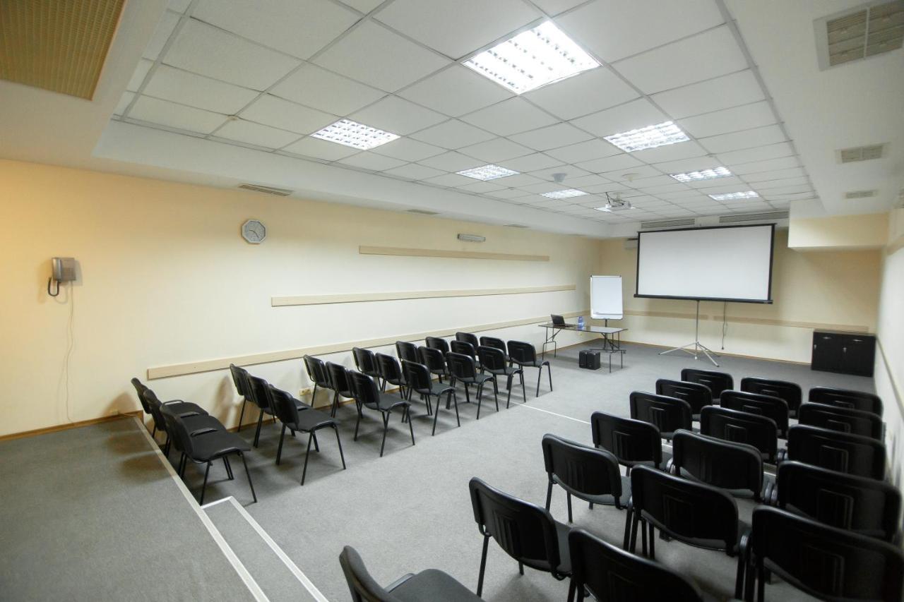 Reikartz Kropivnytskiy Hotel Kropyvnytskyi Bagian luar foto