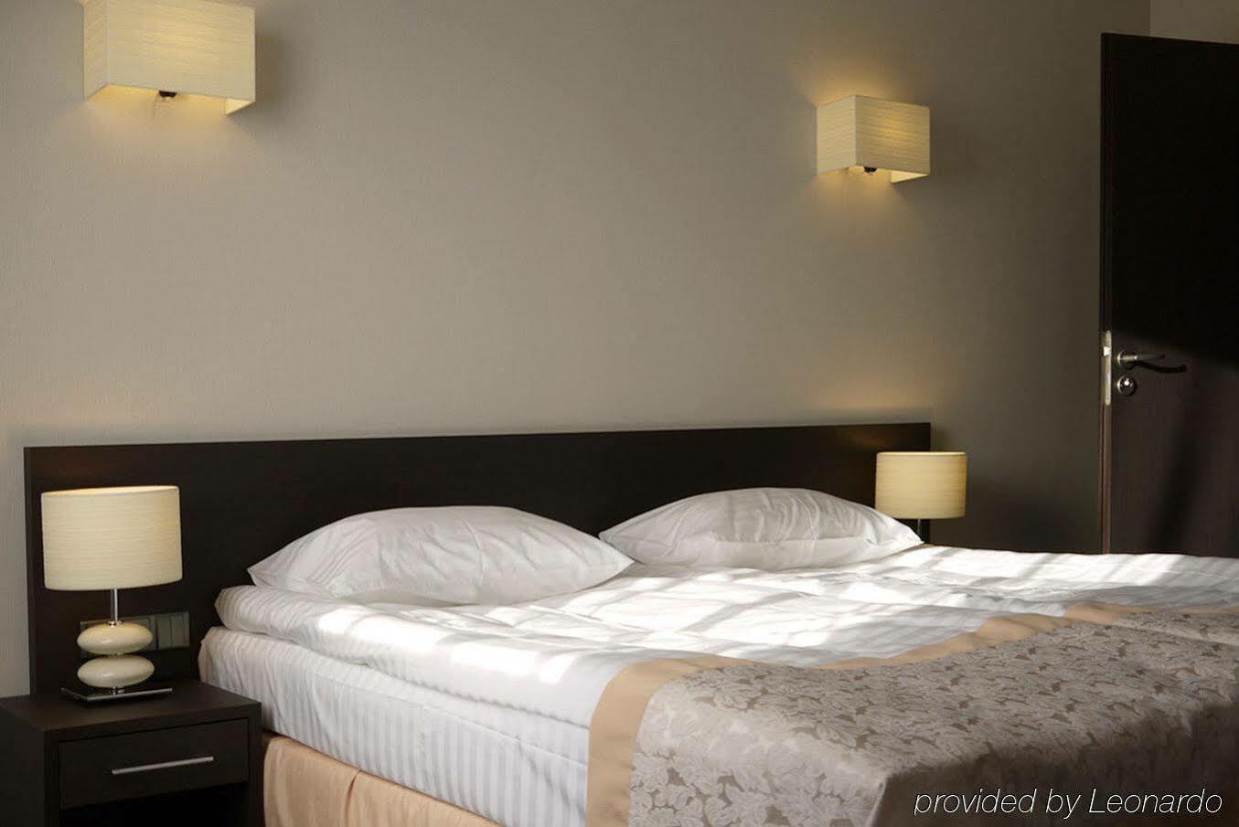 Reikartz Kropivnytskiy Hotel Kropyvnytskyi Bagian luar foto